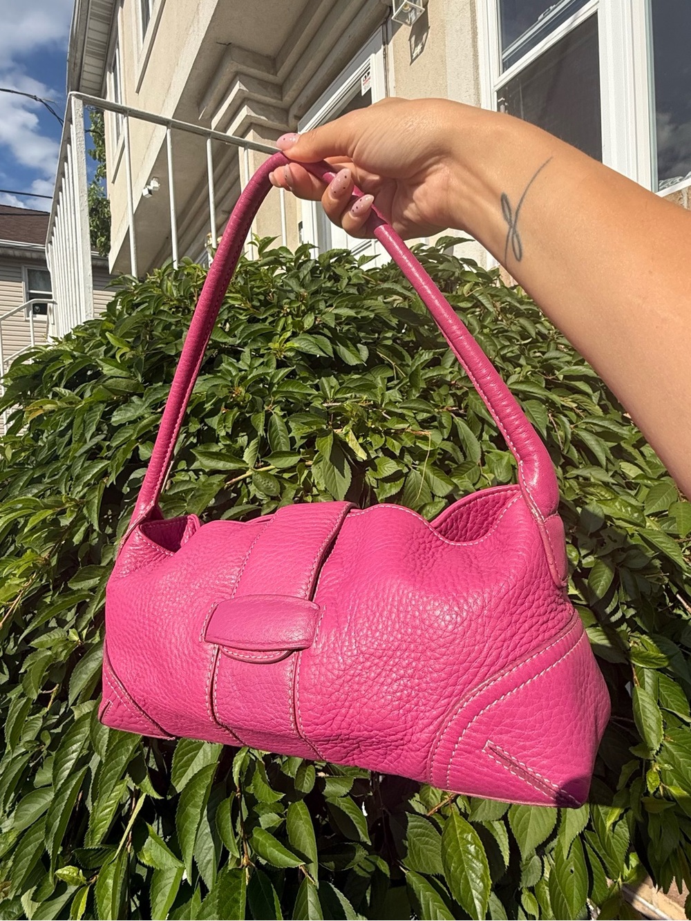 Ann Taylor Hot Pink Pebbled Leather Shoulder Bag - Picture 2 of 5